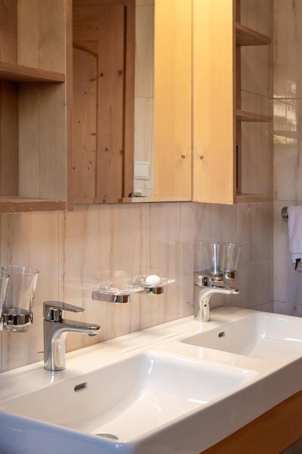 Haus Bellutti Apartment แตร์เมโน ภายนอก รูปภาพ